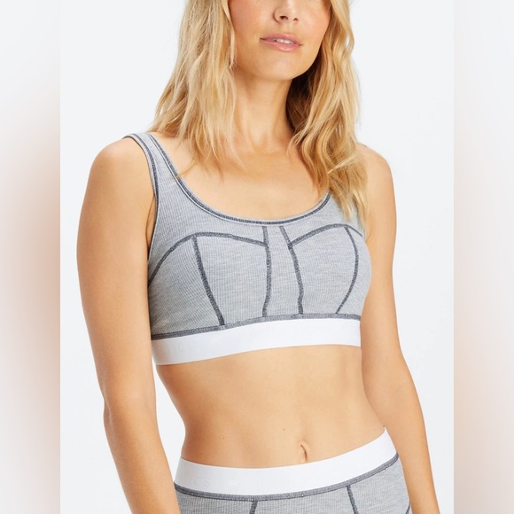 Fabletics | Waffle Bra + Leggings - Picture 4 of 10